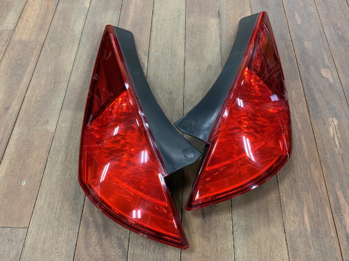 日産 Z33 フェアレディZ 純正 左右セット テールライト ICHIKOH 4957