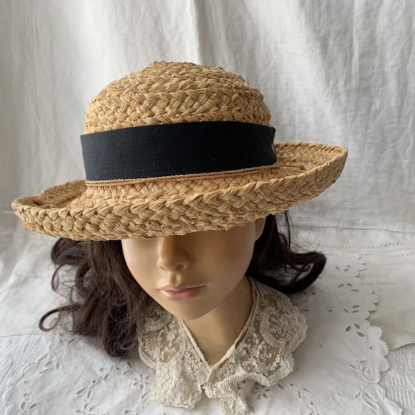 【豊富な，100%新品】 ヘレンカミンスキー ラフィアハット HELEN KAMINSKI CLASSIC RAFFIA HAT グログランリボン オーストラリア製(麦わら帽子)｜売買されたオークション情報、yahooの商品情報をアーカイブ公開 - オークフ 麦わら帽子