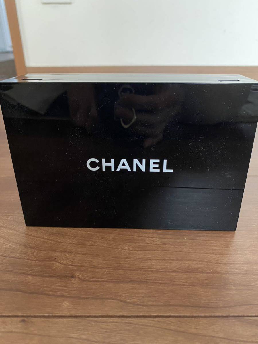 CHANELシャネル　/ノベルティ　/化粧箱 ジュエリーボックス 小物入れ メイクボックス