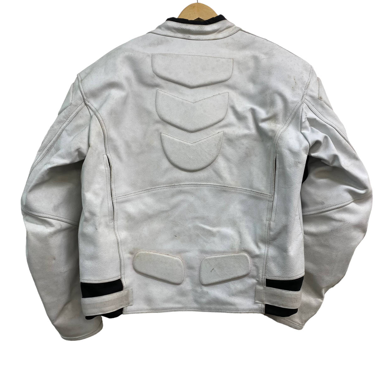 即決】 GENUINE LEATHER レザーライダースジャケット ジェニュイン 
