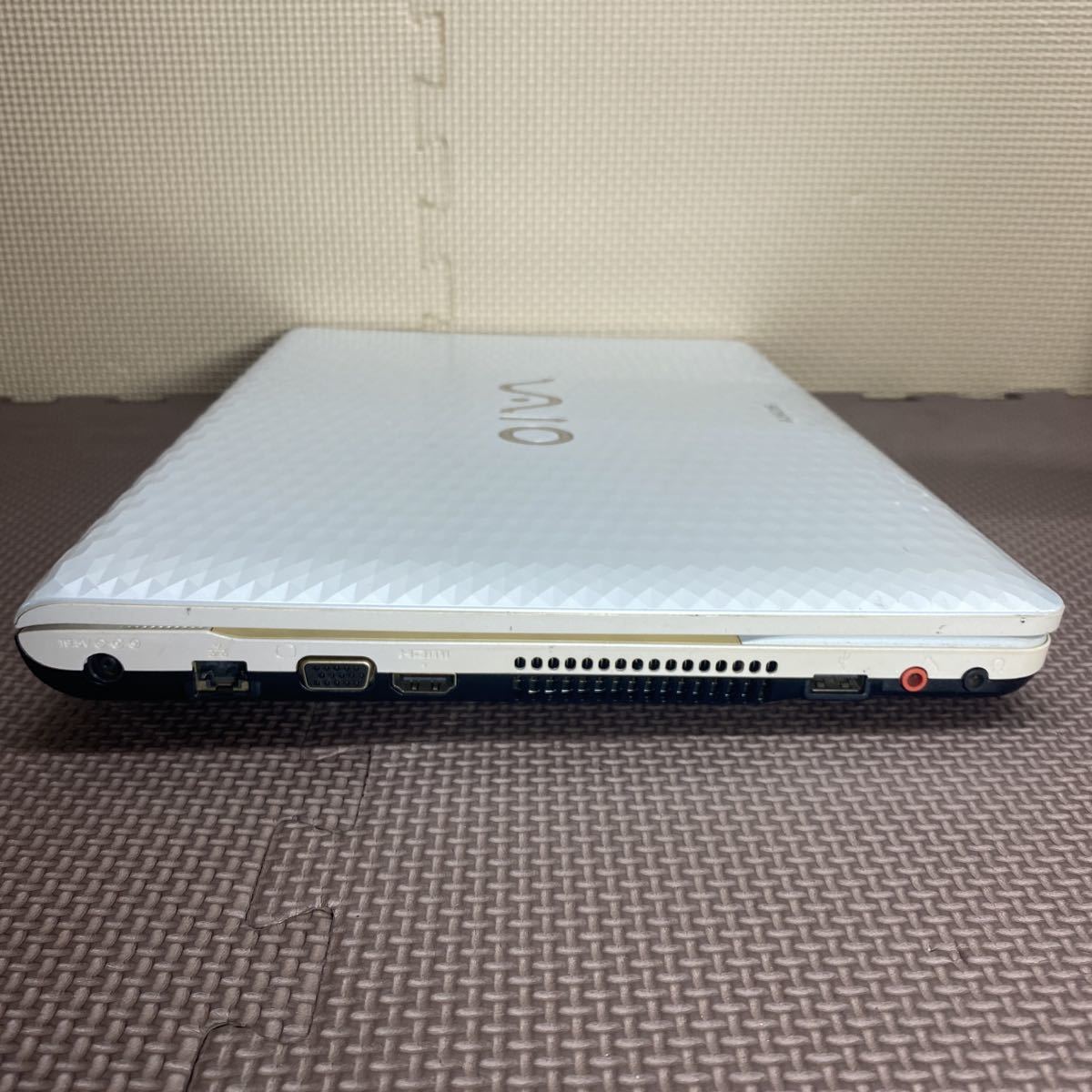 VAIO】SVF 高速i7 新品SSD256GB 8GB ホワイトノートPC sony ノート