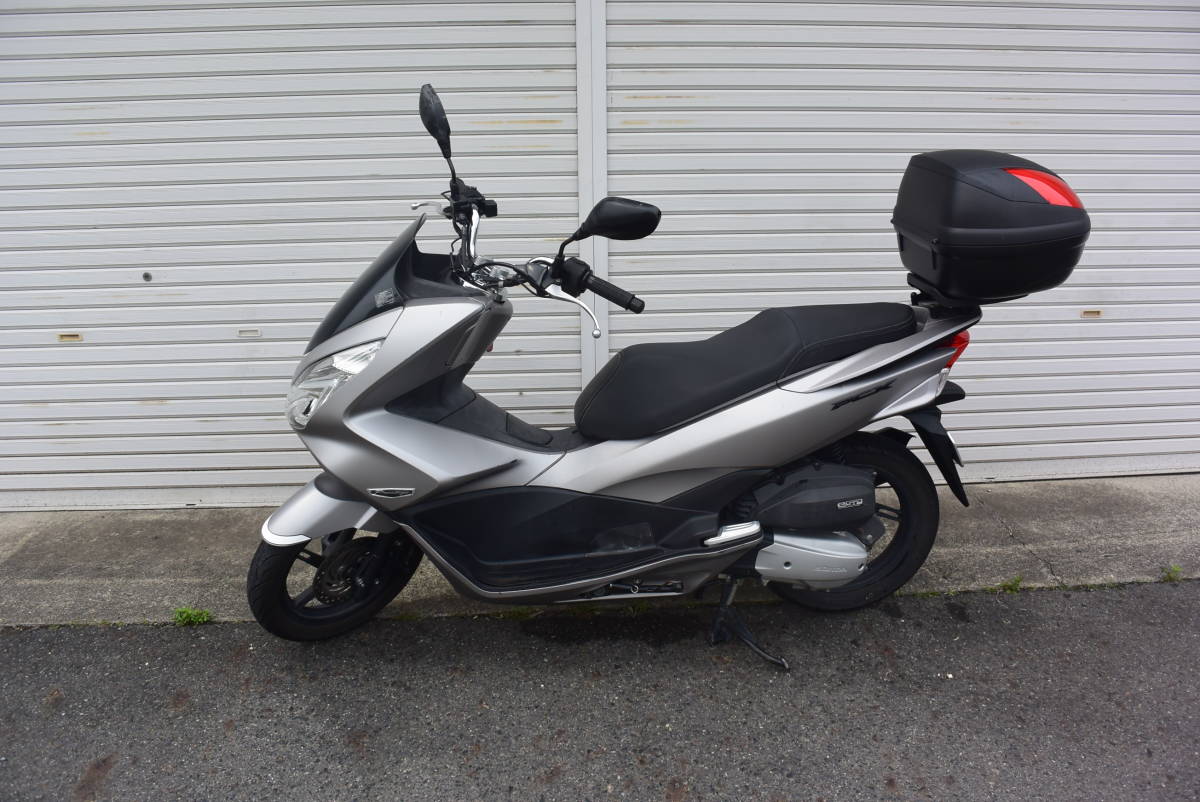 ホンダ PCX125 シルバー JF56 純正グリップヒーター・GIVIボックス付き 