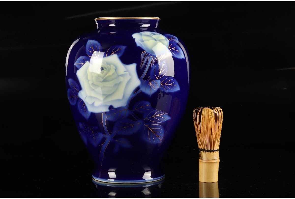 URA]宮内庁御用達/深川製/瑠璃薔薇文花瓶/共箱/4-6-137 (検索)骨董