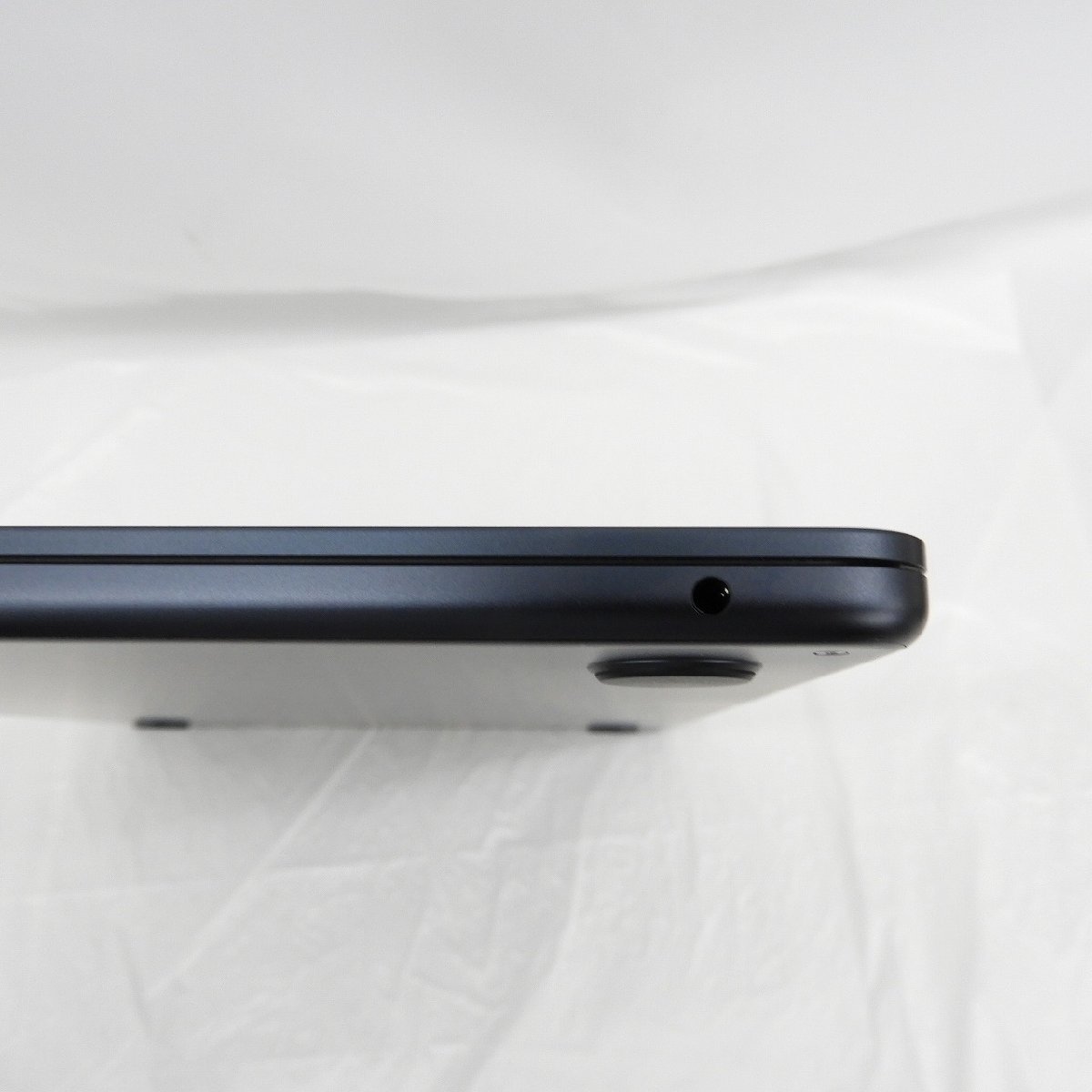 美品】Apple アップル ノートパソコン MacBook 2022 MN703J/A 