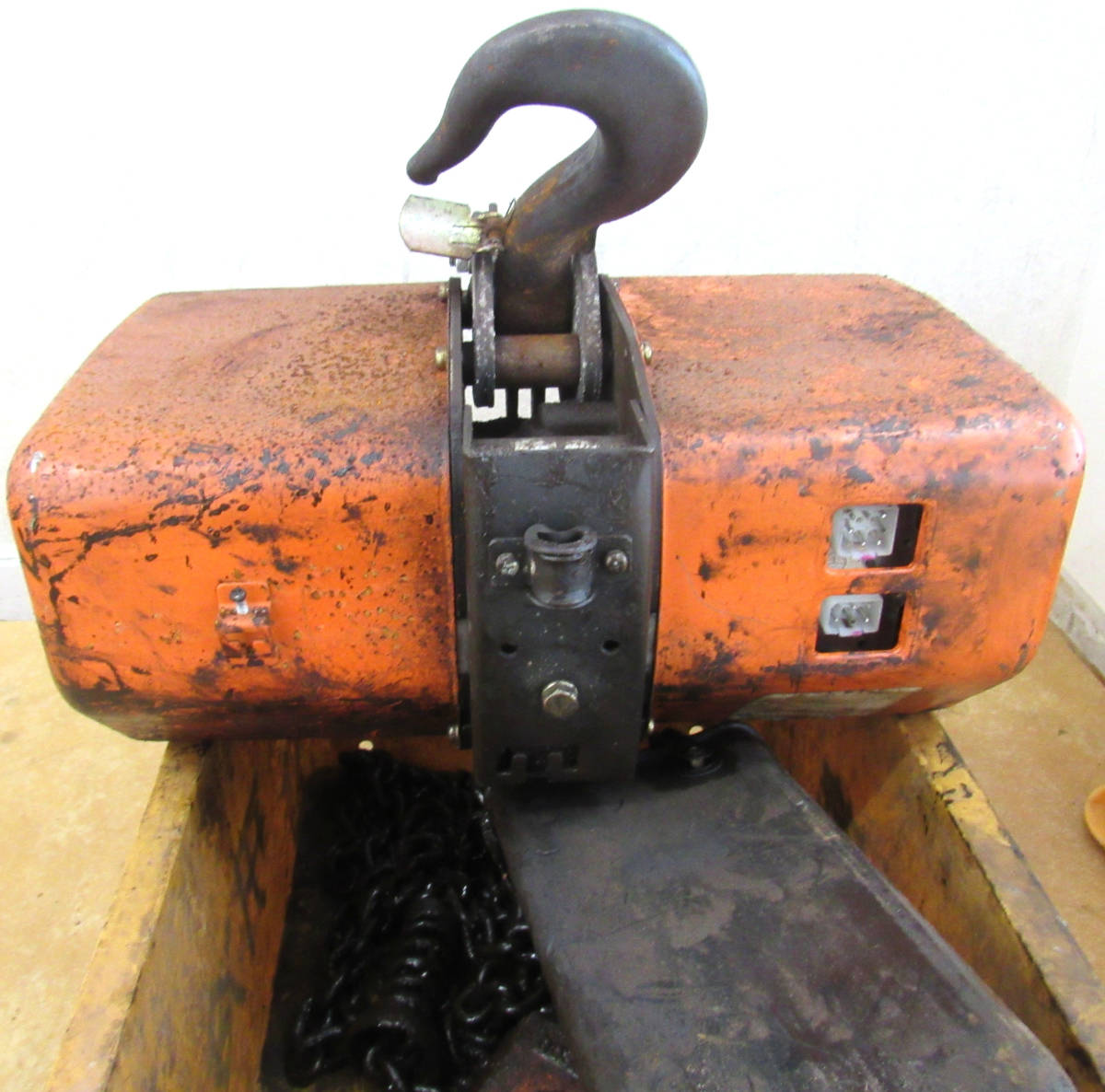 日立産機システム 2FH モートルブロック （2点押ボタン付 日立 電動 チェーンブロック