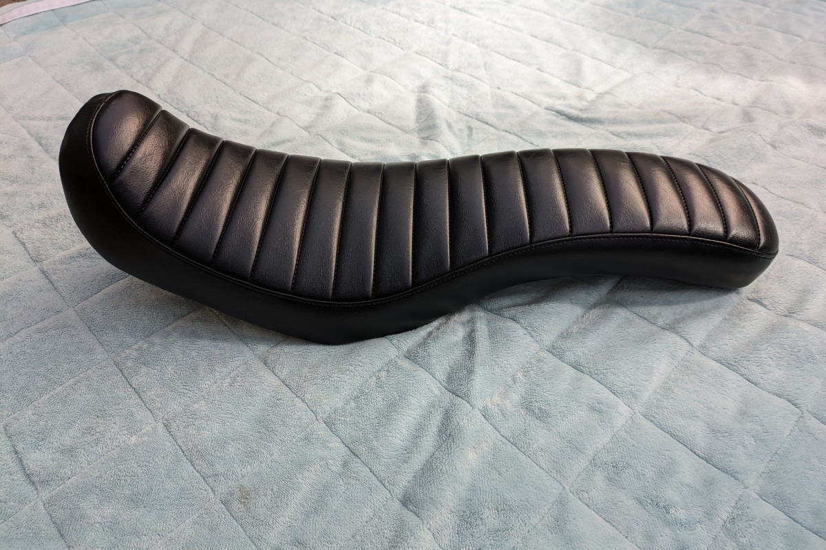 K&H ハーレーダビットソン ダイナ FXDL 年式 04〜05年式 シート