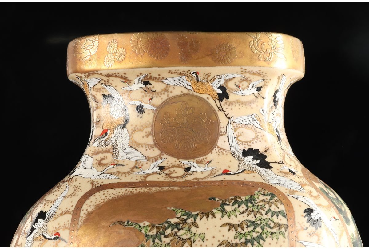 URA]大京都日文林本寶山/薩摩焼/金襴手鷹鶴翔鶴文大花瓶/約62cm/4-6