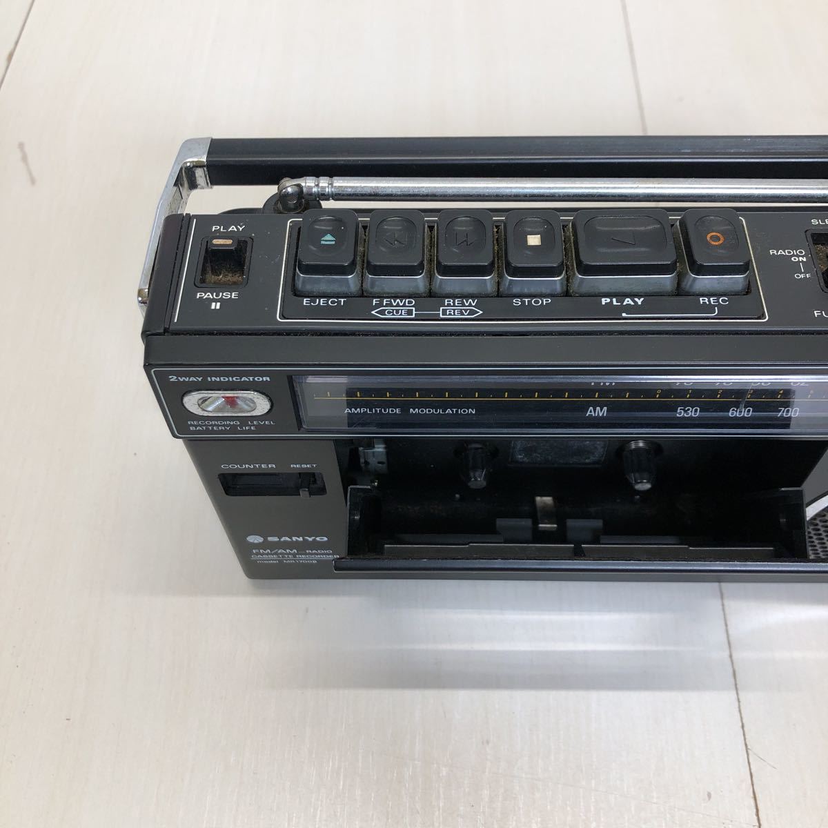 SANYO MR-1700B 動作品 レトロsanyo MR1700Bラジオカセットレコーダー 実働 SANYO FM AM 1700B