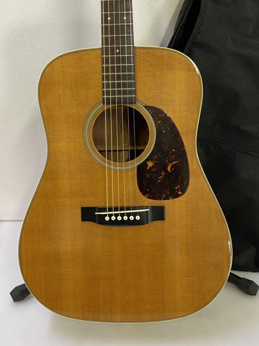 大人も着やすいシンプルファッション TOKAI 東海楽器製造株式会社 | UP