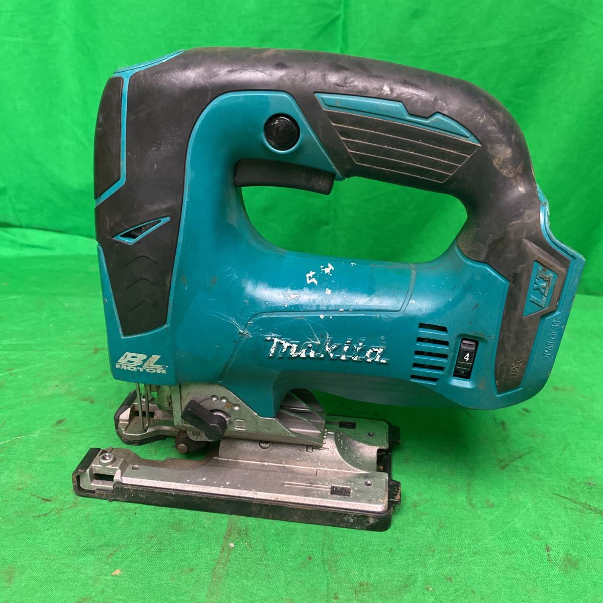 z374*マキタ makita 充電式ジグソー JV142D 充電式ジグソー | JV142D
