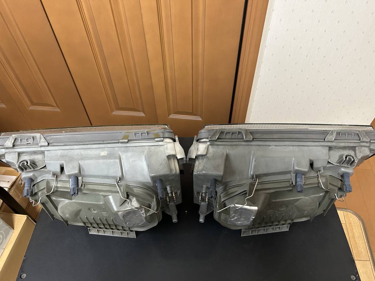 入手困難 W124 500E 前期型 ヘッドライト 500E専用ユニット付き 左右 