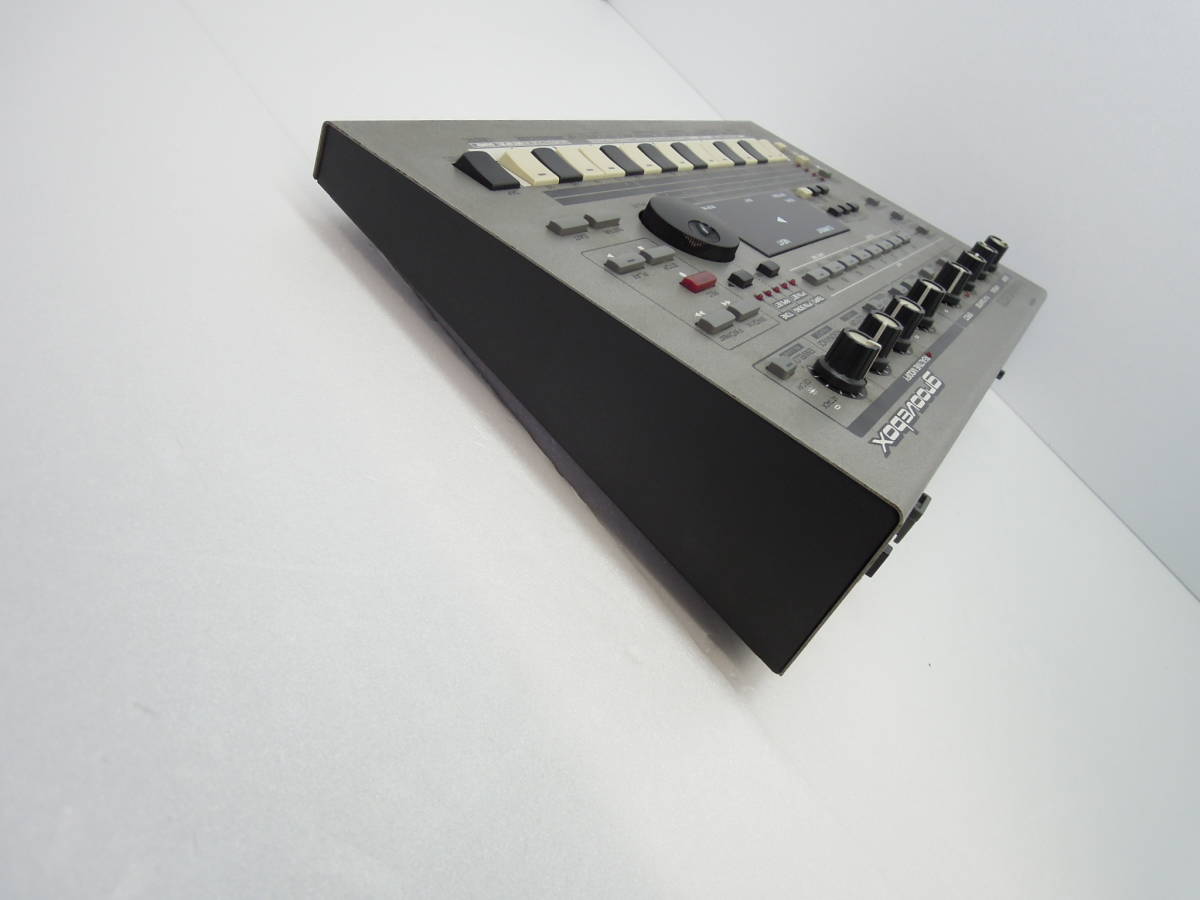10IT高岡11017F】Rolandローランド grooveboxリズムシーケンサー MC
