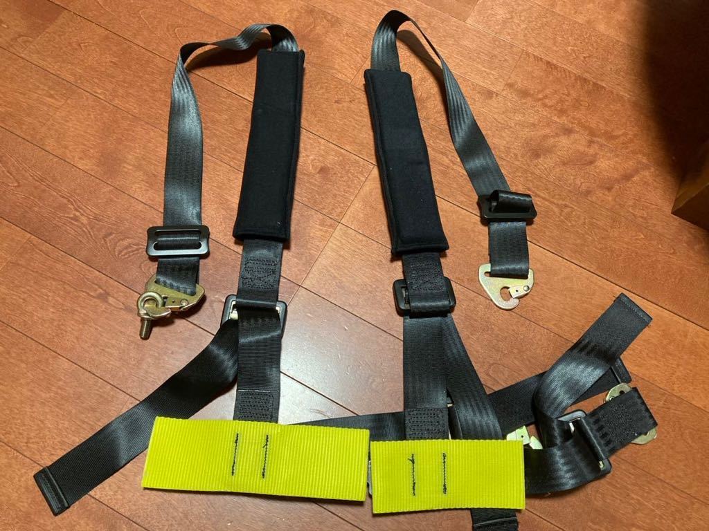 美品) Sabelt サベルト4点式シートベルトブラック ショルダーパッド  