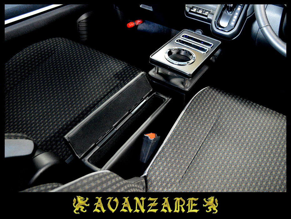 ハスラー MR92S MR52S 17EVERY 4×4for…HUSTLER(MR52&frasl;92) (2020y ≪アヴァンツァーレ≫ MR52／MR92 ハスラー ♪ センターコンソールボックス (USBポート付き／2.1A・1.0A) ／ 黒PVCレザー仕様