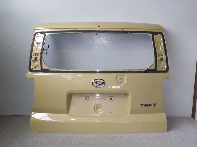 中古 タフト 6BA-LA900S バックドア 67005-B2D60-B0 ゴールド T34 [ZNo