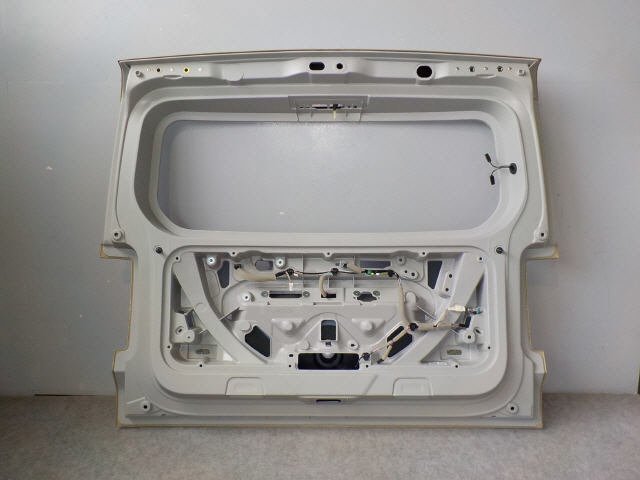 中古 タフト 6BA-LA900S バックドア 67005-B2D60-B0 ゴールド T34 [ZNo