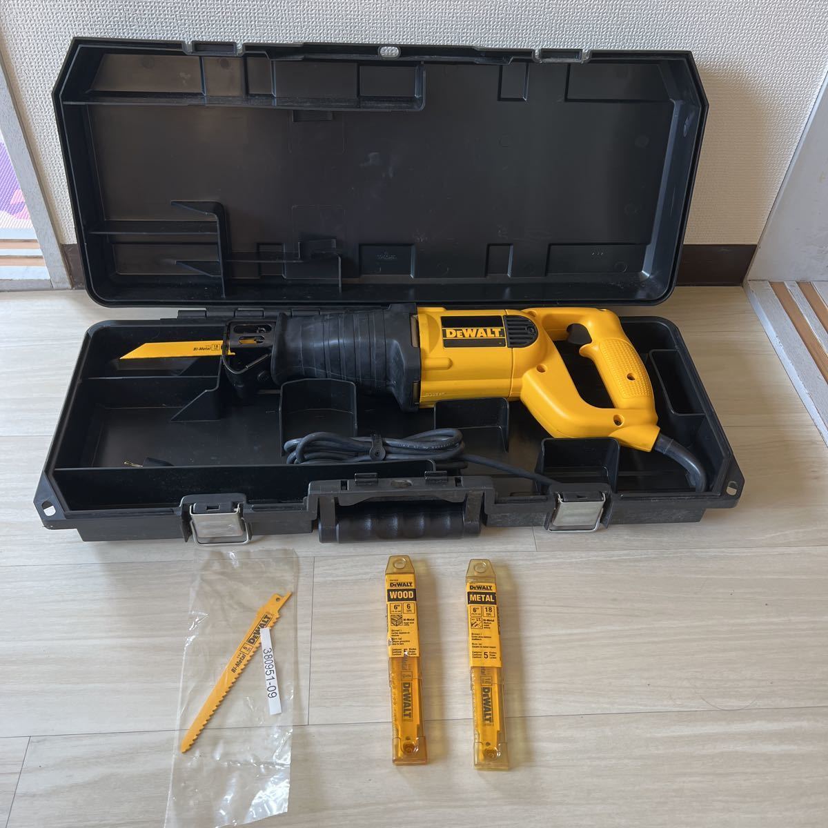 DEWALT レシプロソー DW303M【美品】