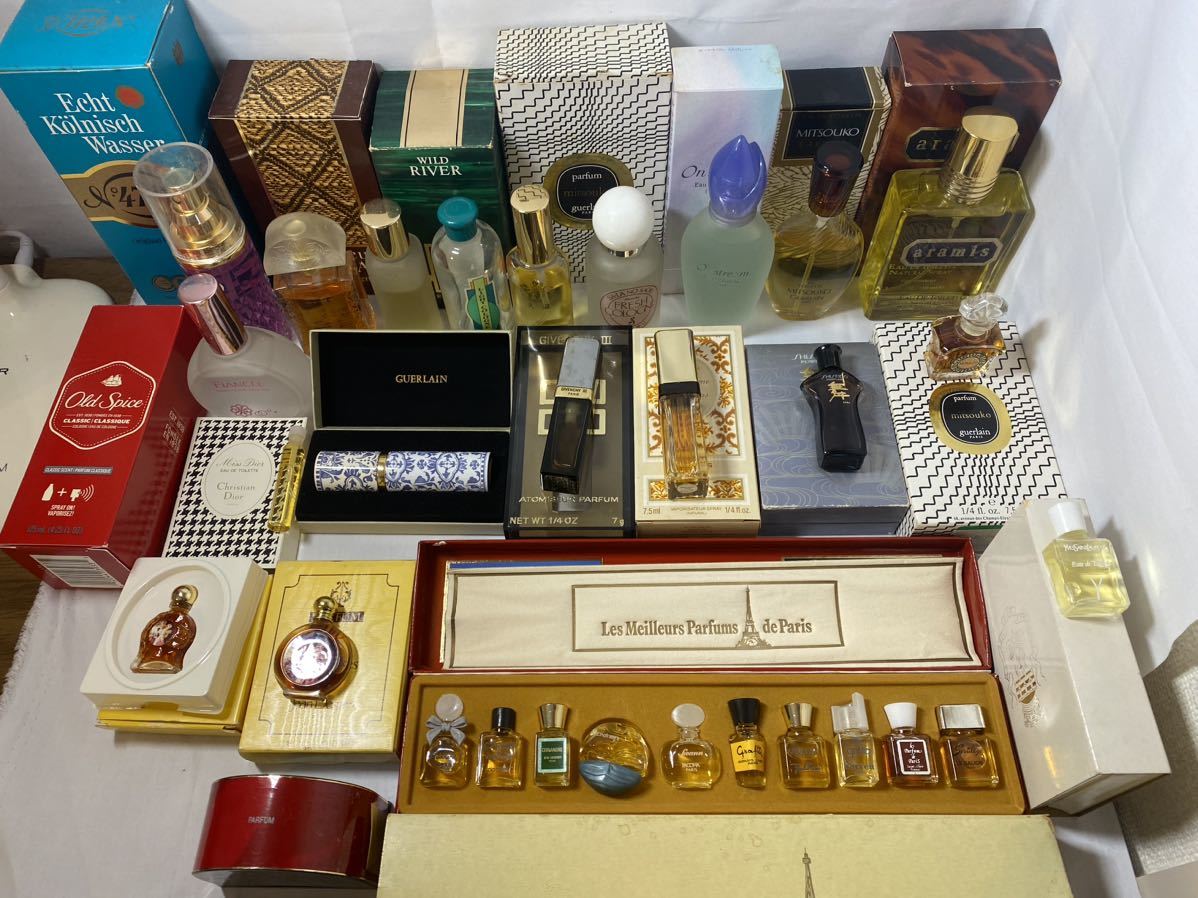 【訳あり】香水　まとめ売り　CHANEL クリスチャンディオール　ニナリッチ等 送料無料】香水 ジャンク まとめ 大量 ニナリッチNINA RICCI ミニ香水