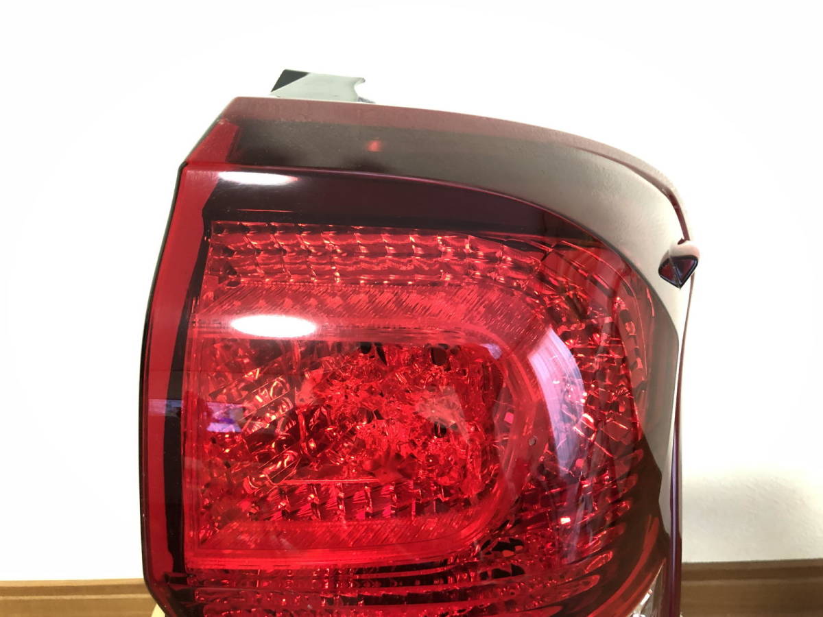 NZE161G NZE164G NKE165G カローラフィールダー 前期 純正