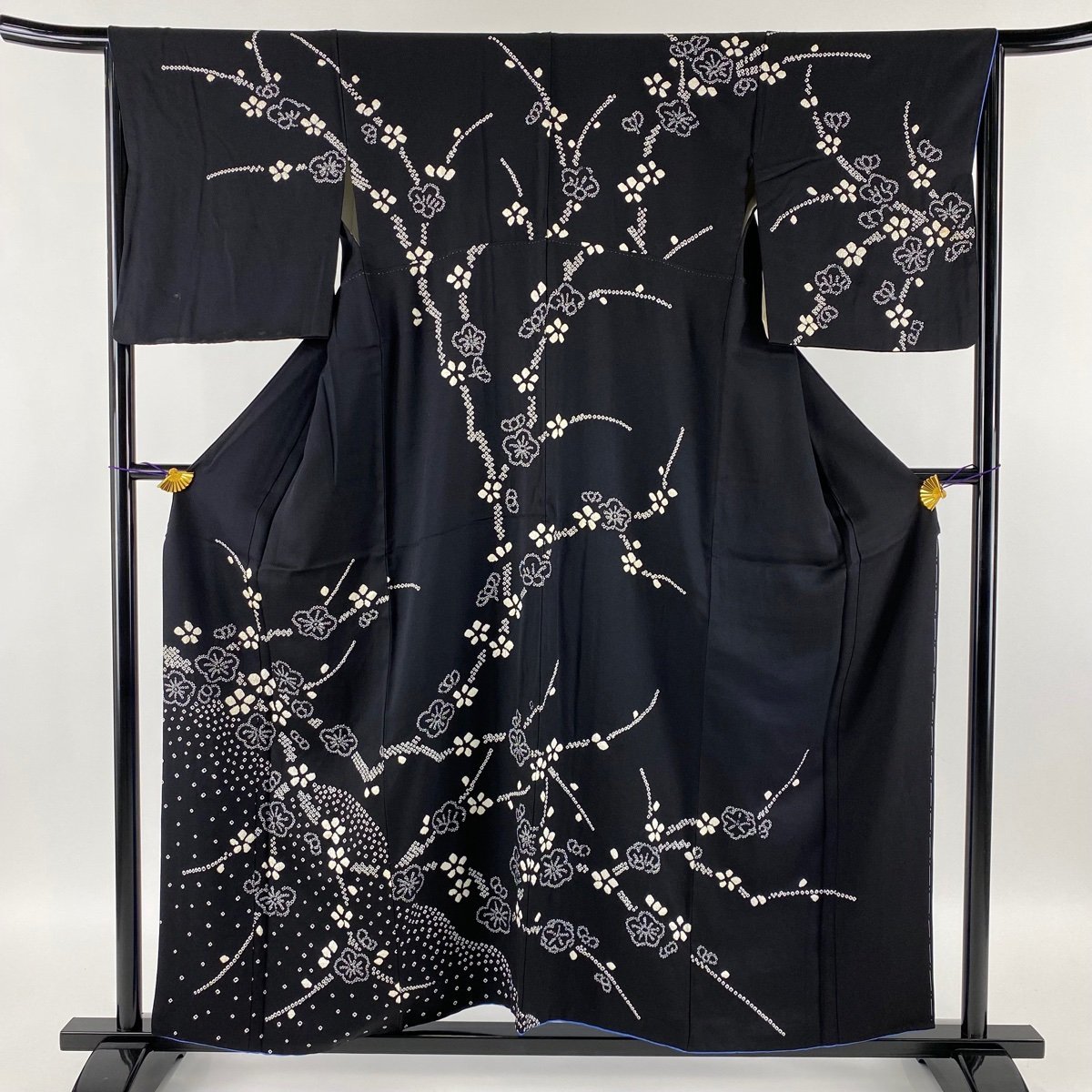 訪問着 秀品 枝梅 霞 絞り 黒 袷 身丈155.5cm 裄丈67cm M 正絹 【中古】