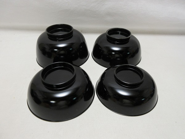 507712 【 美品 懐石道具 塗師 中村宗哲作 利休形 木製黒塗 小丸椀 四