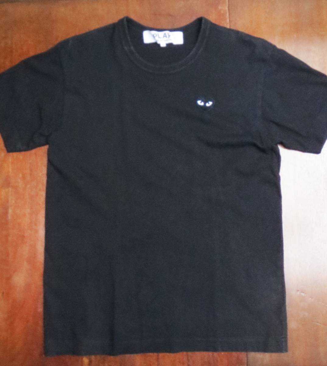 美品 PLAY COMME des GARCONS プレイ コムデギャルソン Tシャツ サイズL ブラック ２０２２春夏モデル 日本製 即完売 