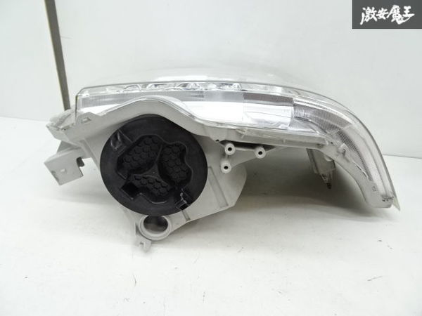 トヨタ 純正 200系 ハイエース ワイド 4型 5型 6型 後期 LED ヘッド