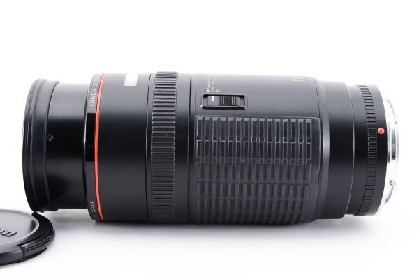 CANON EF 100-300mm f5.6 Zoom FD Lens w⁄ Cap ⁄Hood & Case