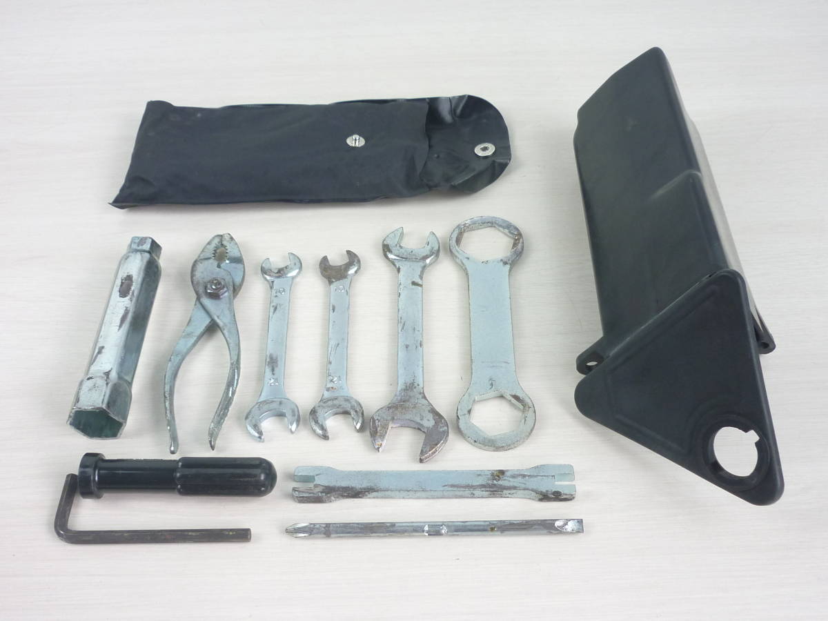 SR400 SR500 RH01J純正工具箱 工具ケース ツールボックス予備ストックにも ツールボックス | 即決！SR400&frasl;SR500 ＳＲ４００ ◇ヤマハ 「sr400電装ボックス」の落札相場・落札価格