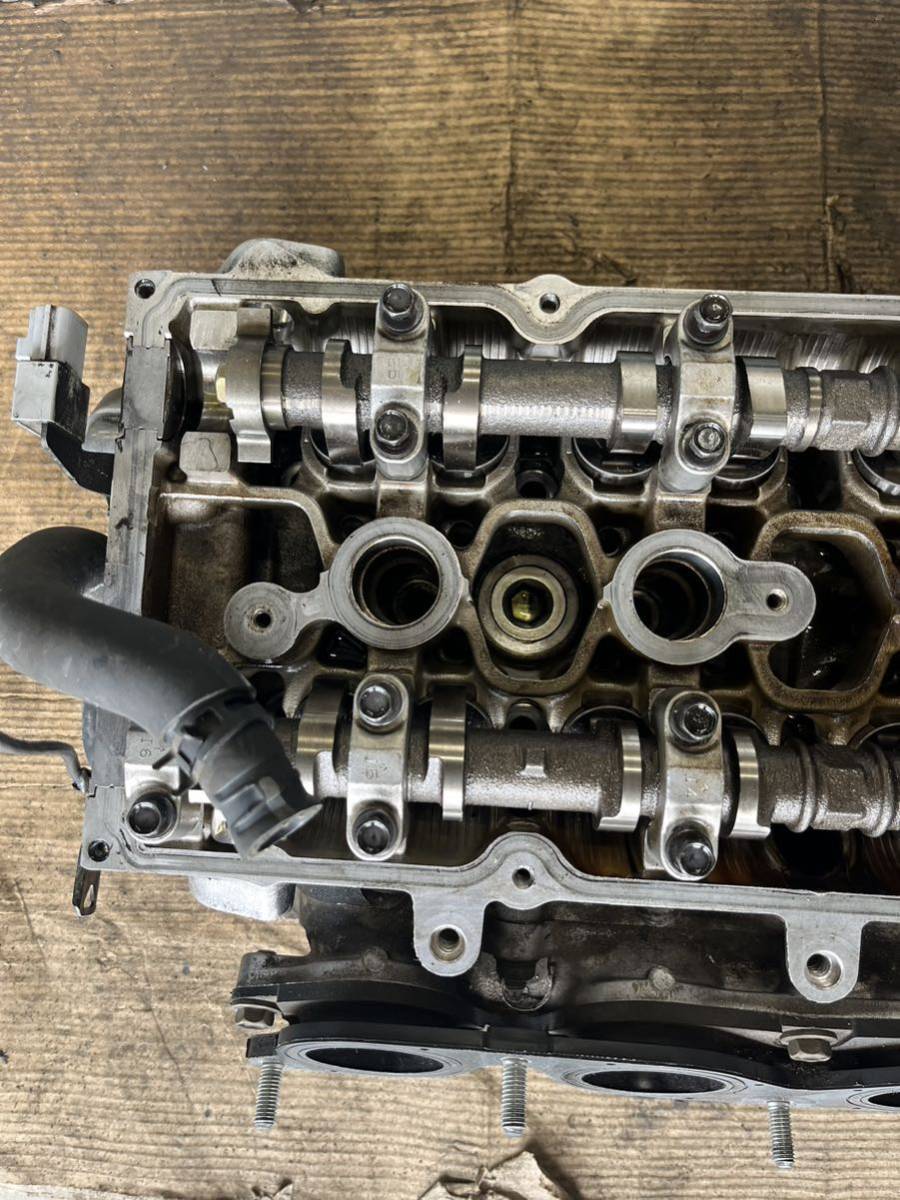 アルテッツァ シリンダーヘッド トヨタ純正 SXE10 3S-GE カム