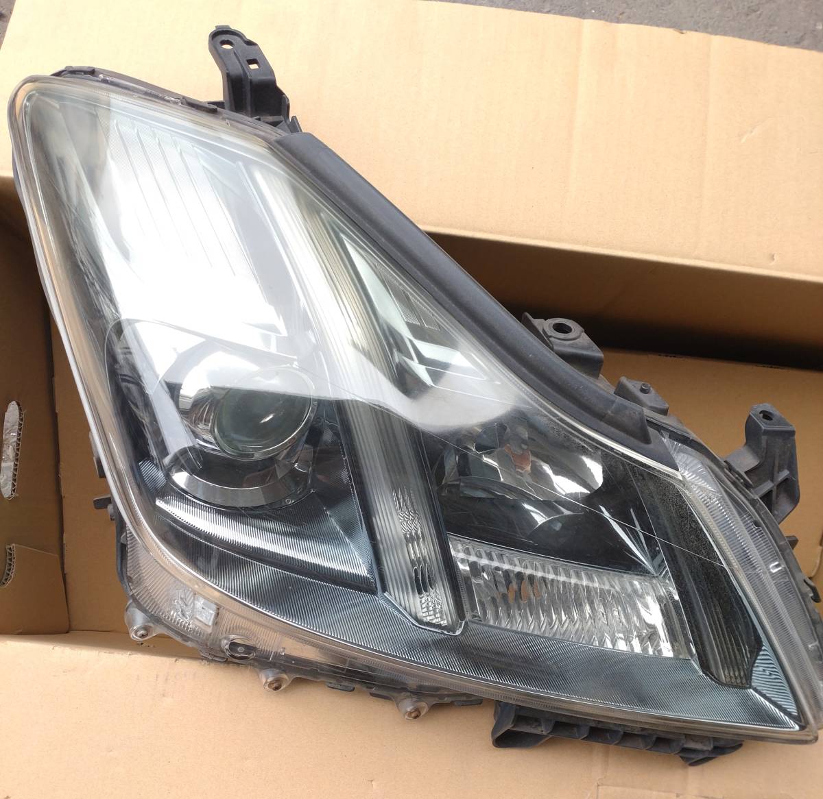 クラウン ロイヤルサルーン 右 ヘッドライト STANLEY P7078 GRS200 クラウン STANLEY GRS202 2Y-1575★HID クラウン★右ヘッドライト HID右ヘッドライト右ライト