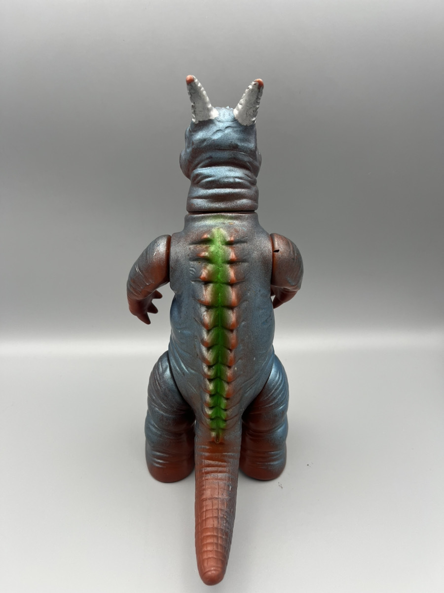 ブルマァク　パゴス　ウルトラQ　スタンダードサイズ　公開当時品 ブルマァク復刻の気になる限定版「パゴス(当時風カラー版)」を