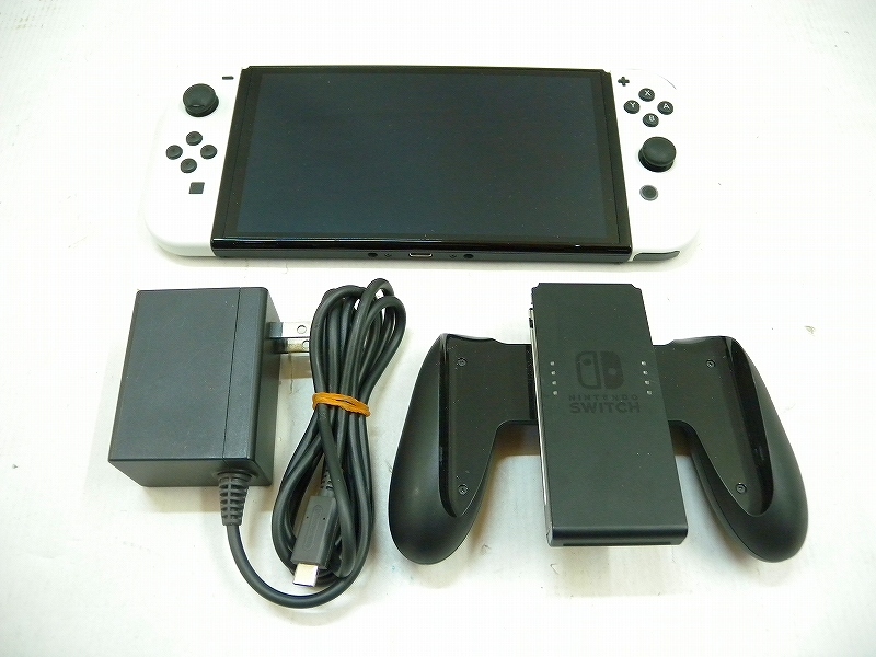 C3113☆新型ニンテンドースイッチ ホワイト 箱無 一部欠品有 ※動作確認