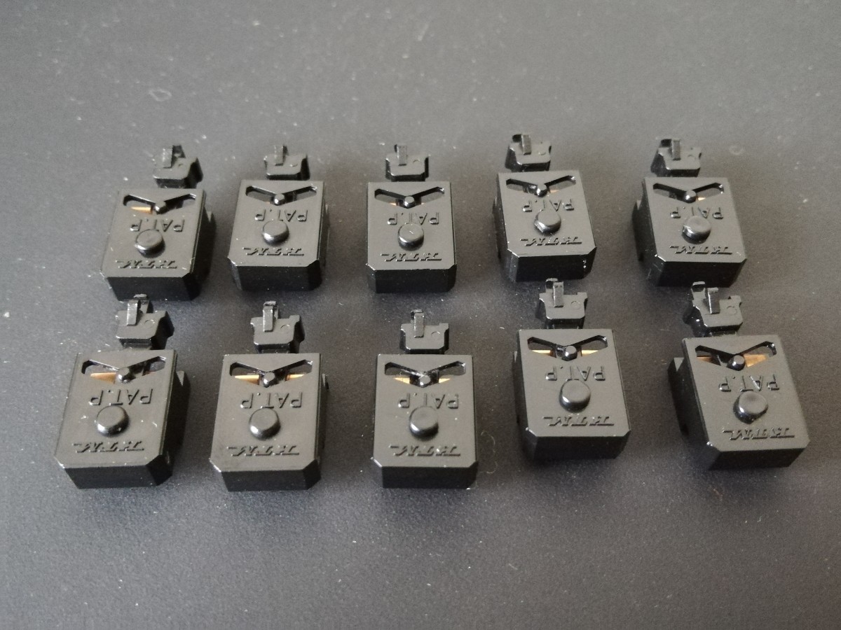 ①　KTM カツミ ACEカプラー 黒　10個