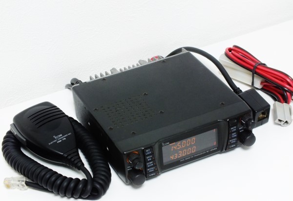 ICOM IC-2340 144/430MHz デュアルバンド モービル無線機