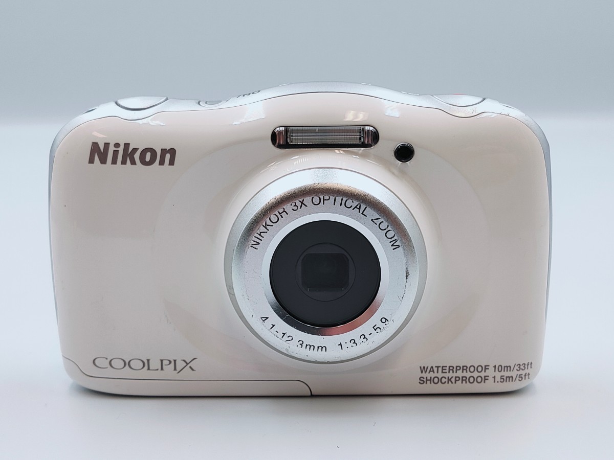 No.4013 動作品 Nikon ニコン COOLPIX S33 コンパクトデジタルカメラ