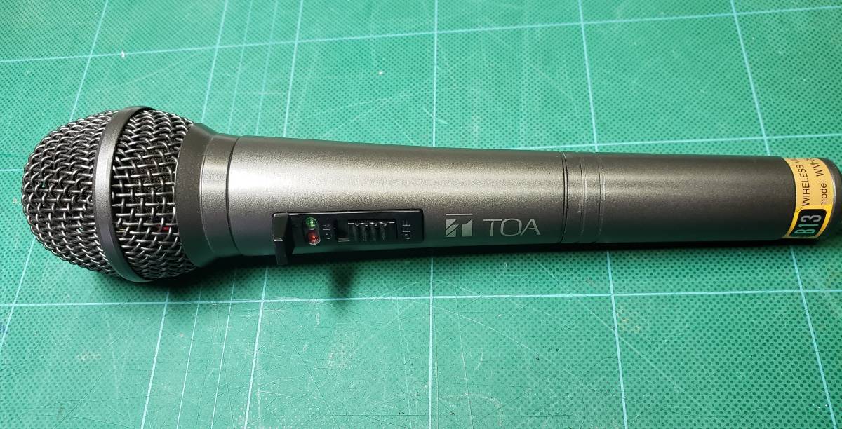 □WM-06 TOA ワイヤレスマイクロホン WM-250-B13 ハンド型マイク 中古