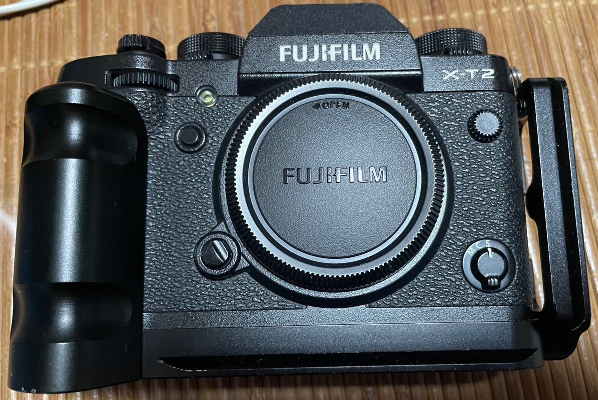 値下げ　FUJIFILM X-T3 ミラーレスカメラ 純正バッテリー2個 Fujifilm X-T3 ミラーレスカメラ レンズ2本 バッテリー3つ付き