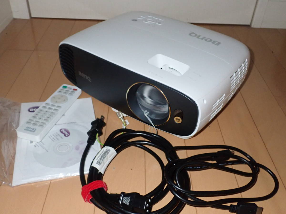 BenQ HT2550 4K対応 プロジェクター 動作確認済み BenQ HT2550 4K対応 プロジェクター