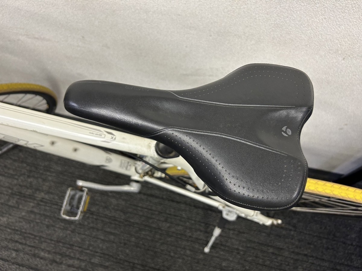 C715☆16800円☆整備済み スポーツ中古自転車 BAL BOA ライトベージュ