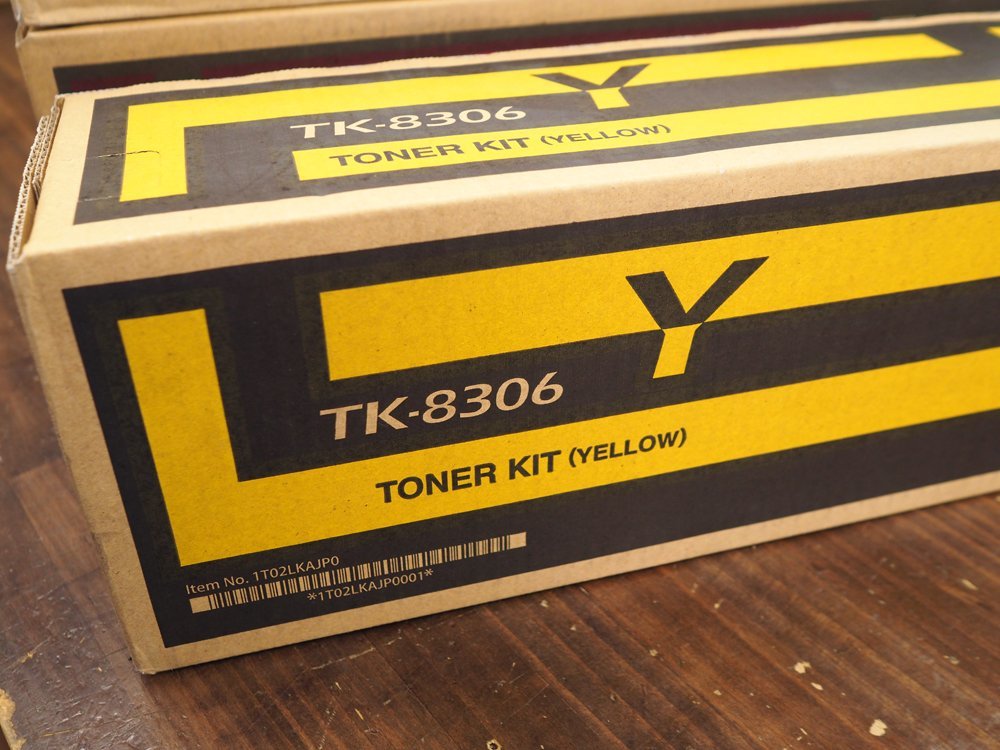 期限不明未開封 京セラ/KYOCERA トナーカートリッジ TK-8306 4色 C×2・M