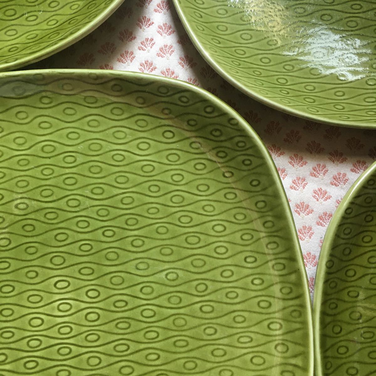 ★ベルギーアンティークBOCH NEW TIME 深緑色 プレート皿 4枚セット★陶器製