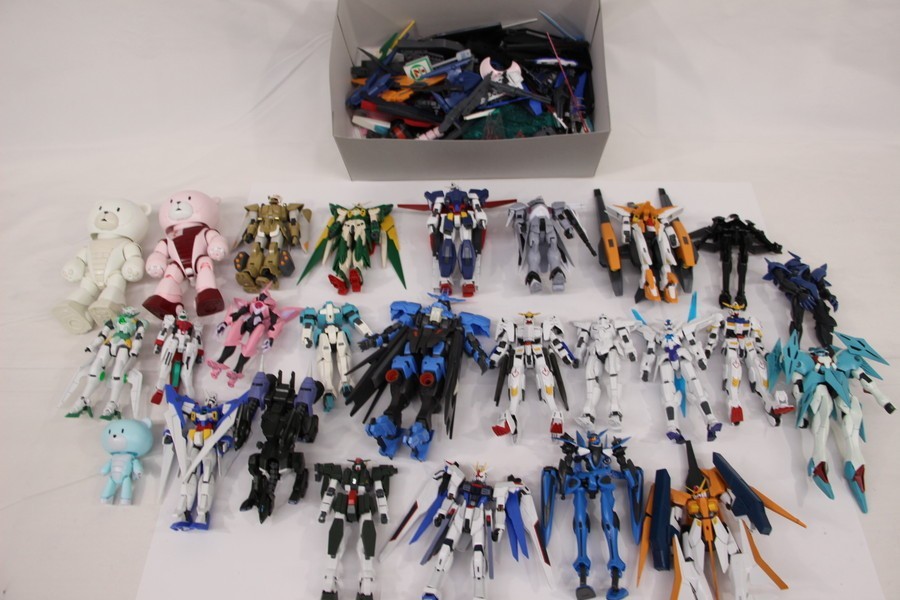  065 e5249 ジャンク ガンプラ HG 他 組立済み まとめセット(その他)｜売買されたオークション情報、yahooの商品情報をアーカイブ公開 - オークファン その他