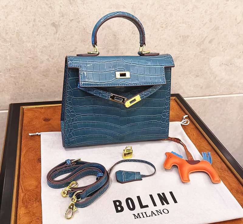 最高峰28万◇イタリア・ミラノ発*BOLINI・最上級牛革・クロコダイル