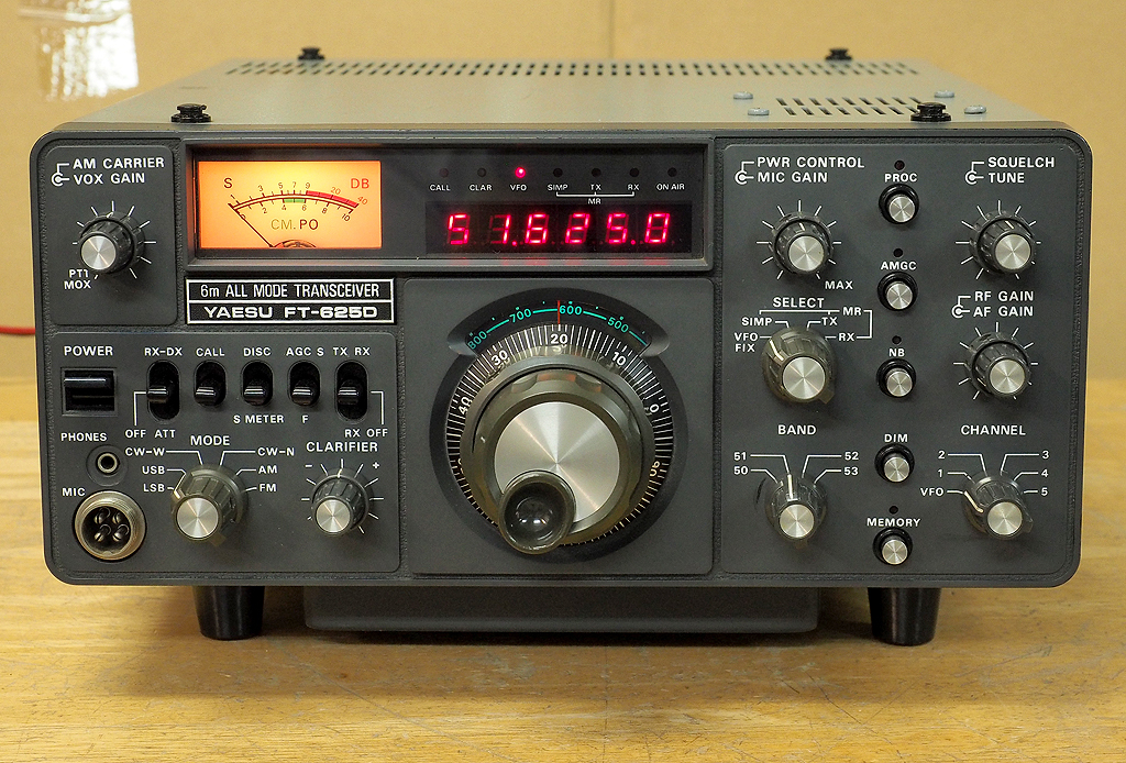 YAESU 八重洲無線 FT-625D 50MHz 10W オールモード FT-625D YAESU
