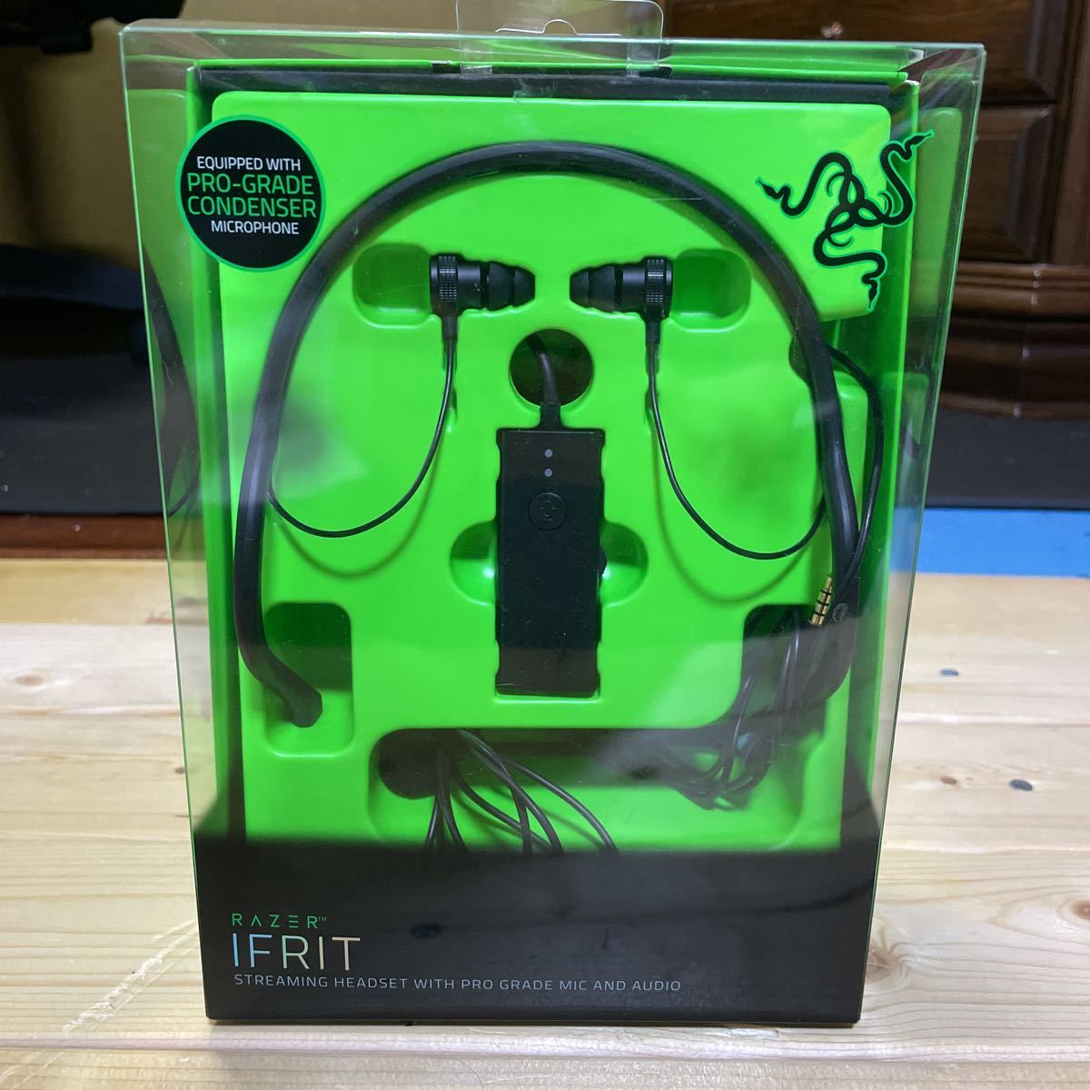 希少 Razer IFRIT and USB Audio Enhancer Bundle ストリーマー向け