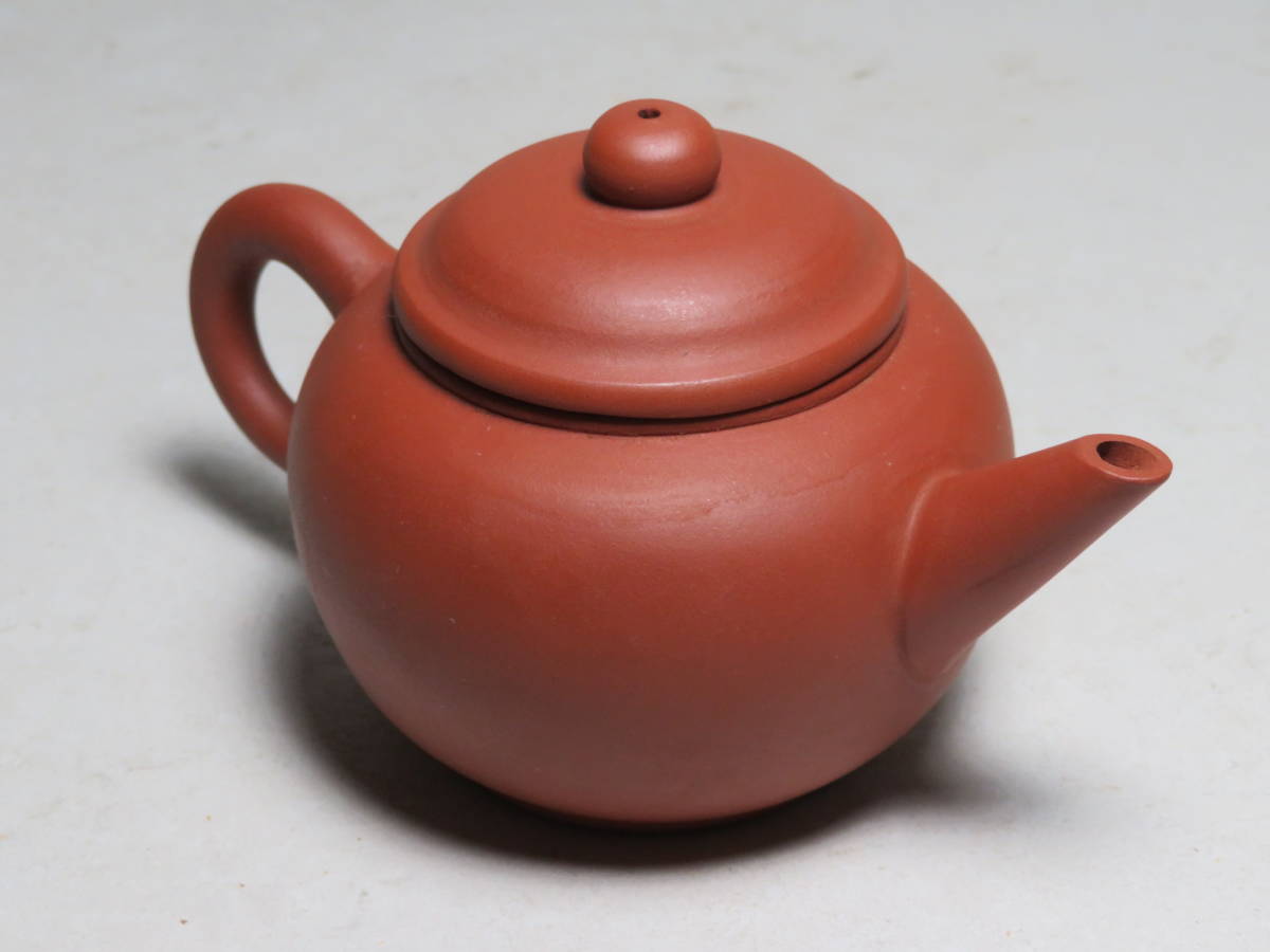 煎茶道具 中国宜興紫砂壺 宜興製 情香 底款 紫砂壷 蓋裏在印 情香 朱泥