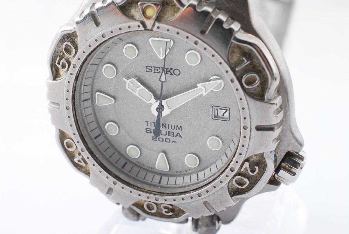 セイコー スキューバ チタン クォーツ デイト ラウンド メンズ 腕時計 SEIKO