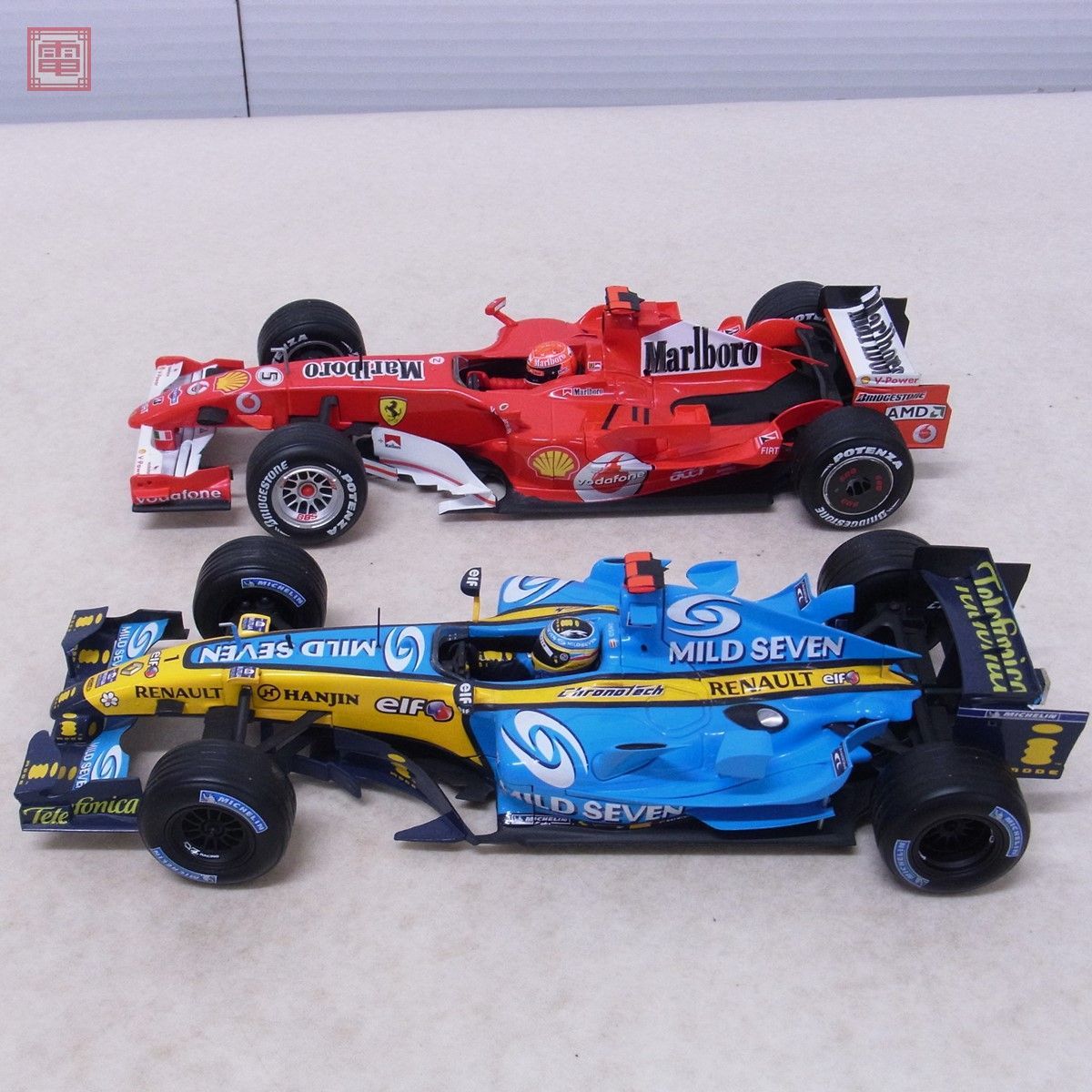 Hot Wheels ホットウィール 1/18フェラーリF1 F-2002ミハエル