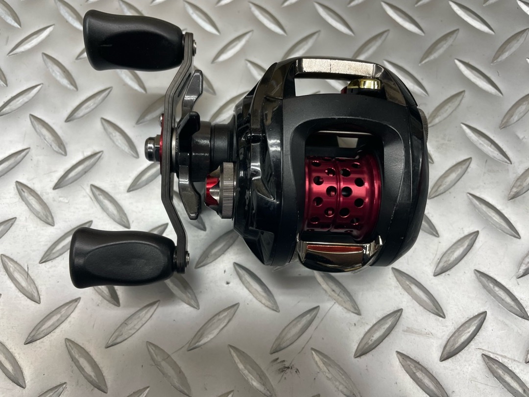 □ダイワ 14 SS AIR 8．1L 左ハンドル 中古□ AIR DAIWA淡水専用